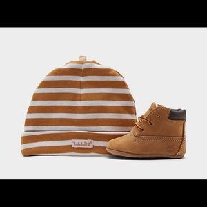 Timberland hat and bootie